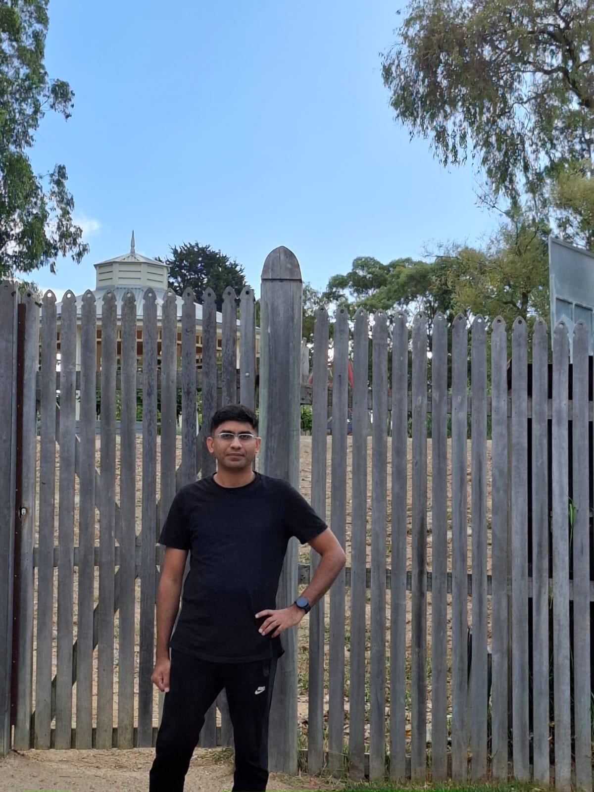 WhatsApp Image 2025-03-02 at 17.42.06_053e018a